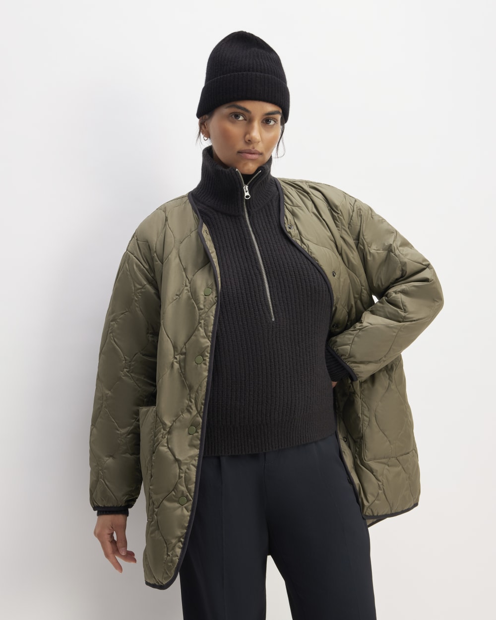 The Cashmere Fine Rib Beanie | Black - Image 3