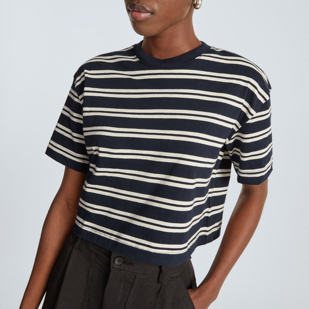 The Organic Cotton Cropped Tee | Navy / Tan - Image 4