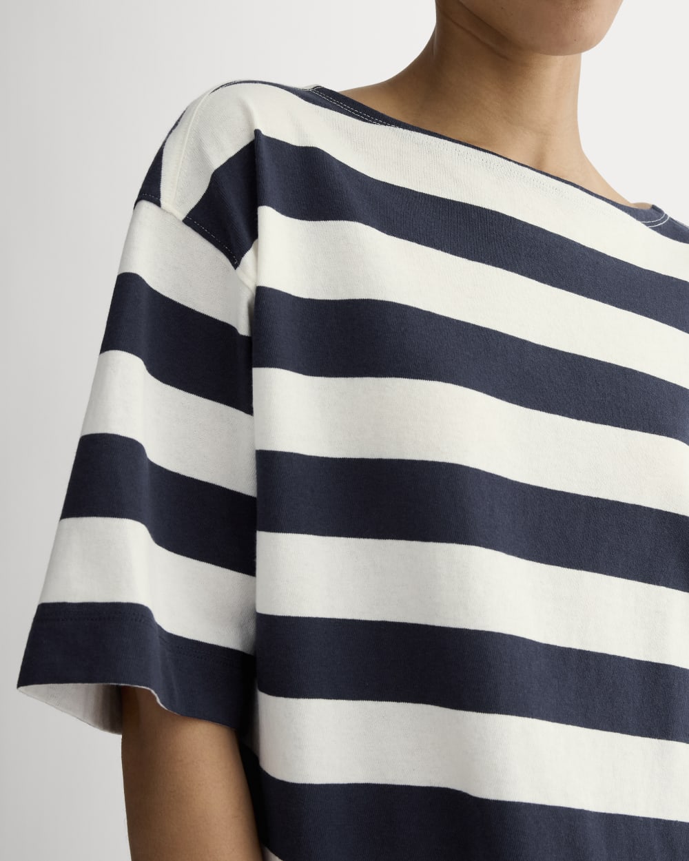 The Mariner Oversized Tee | Navy / Bone - Image 4