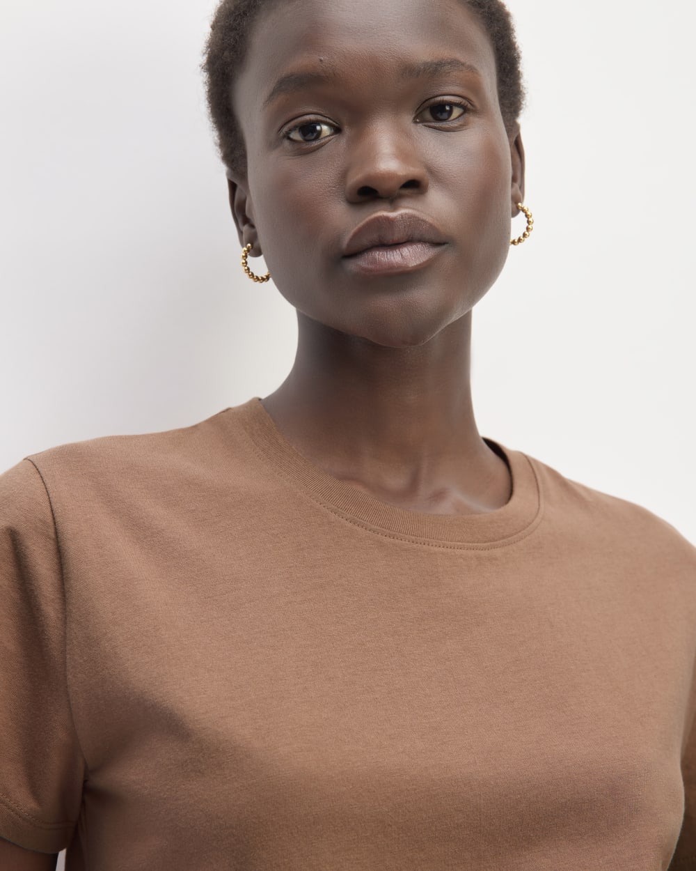 The Box-Cut Tee in Essential Cotton | Carob Brown | No Pocket - Image 3