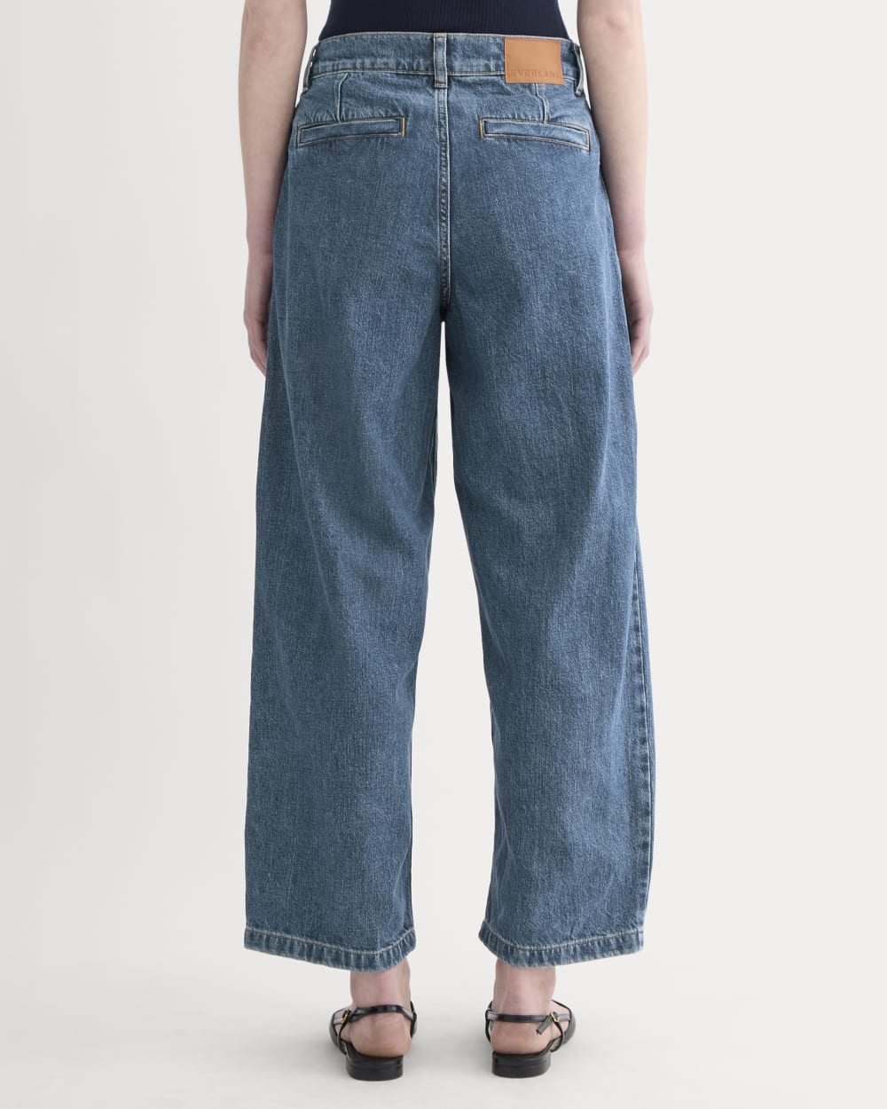 The High Rise Pleated Jean | Mid Indigo - Image 5