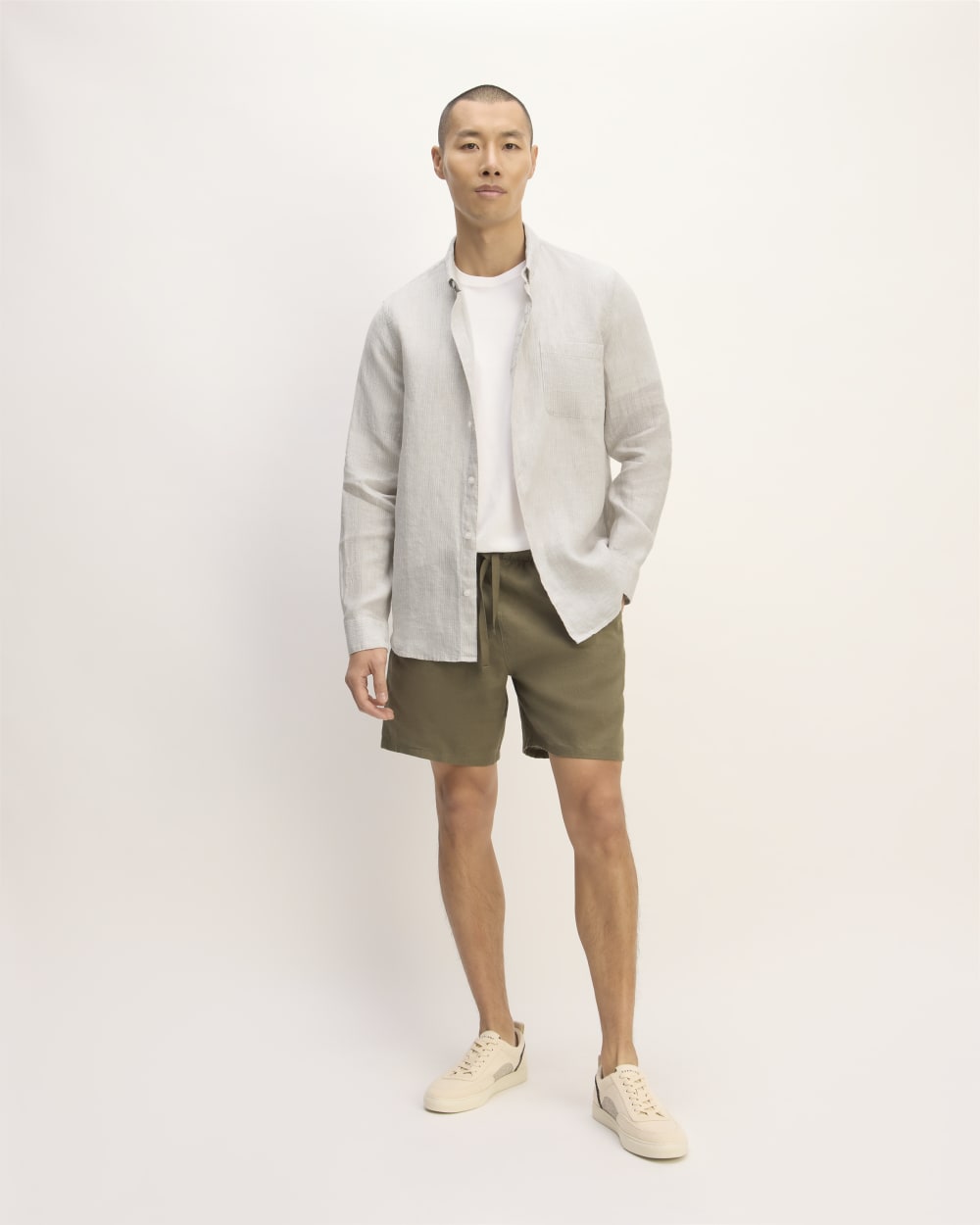 The Classic Shirt in Linen | Stone / White - Image 3