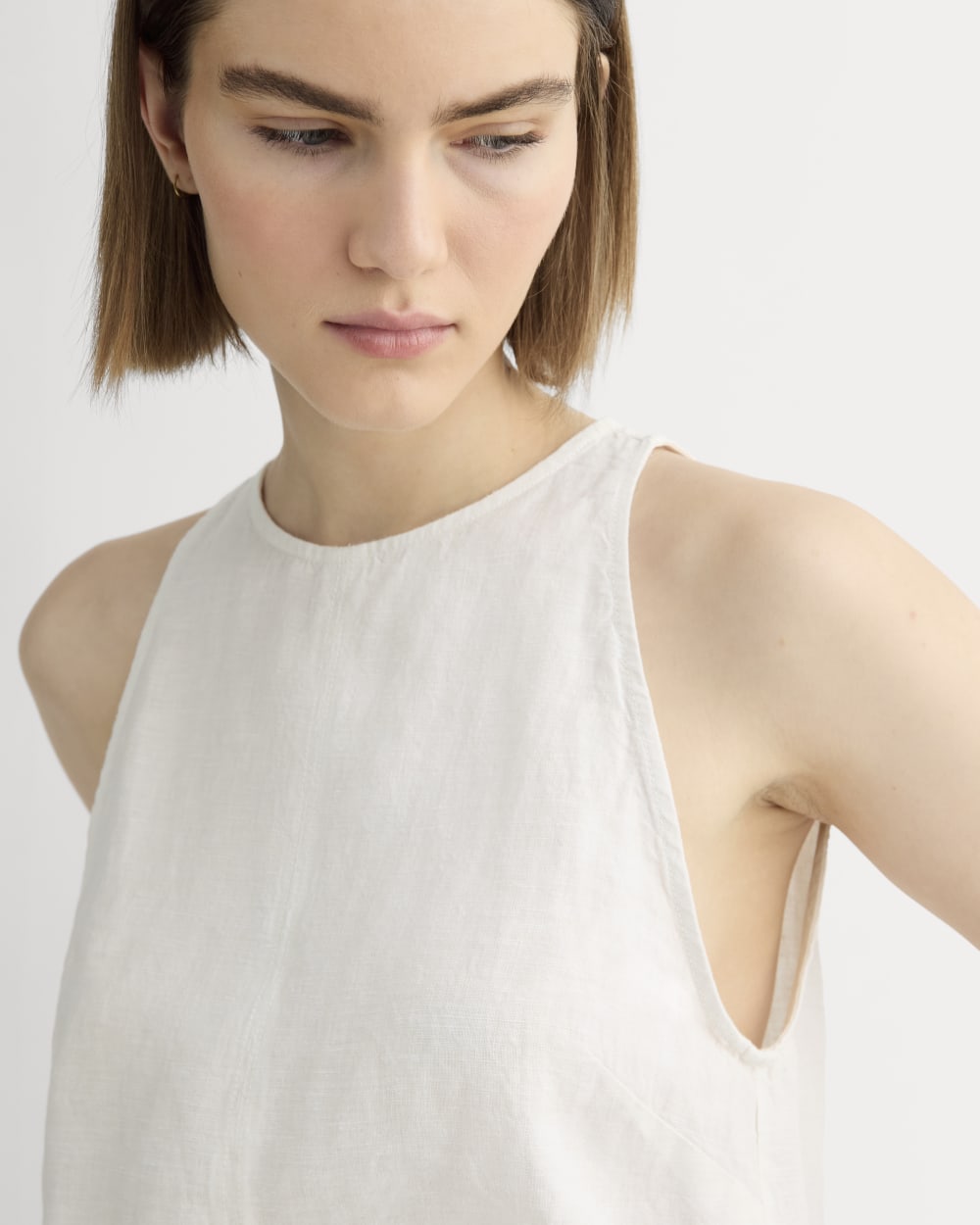 The Linen High-Neck Tank | Natural Chambray - Image 4