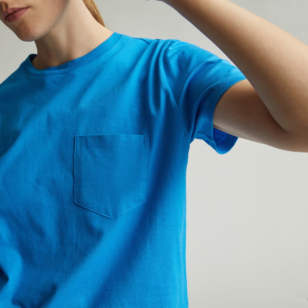 The Box-Cut Tee in Essential Cotton | Brilliant Blue | Pocket - Image 3
