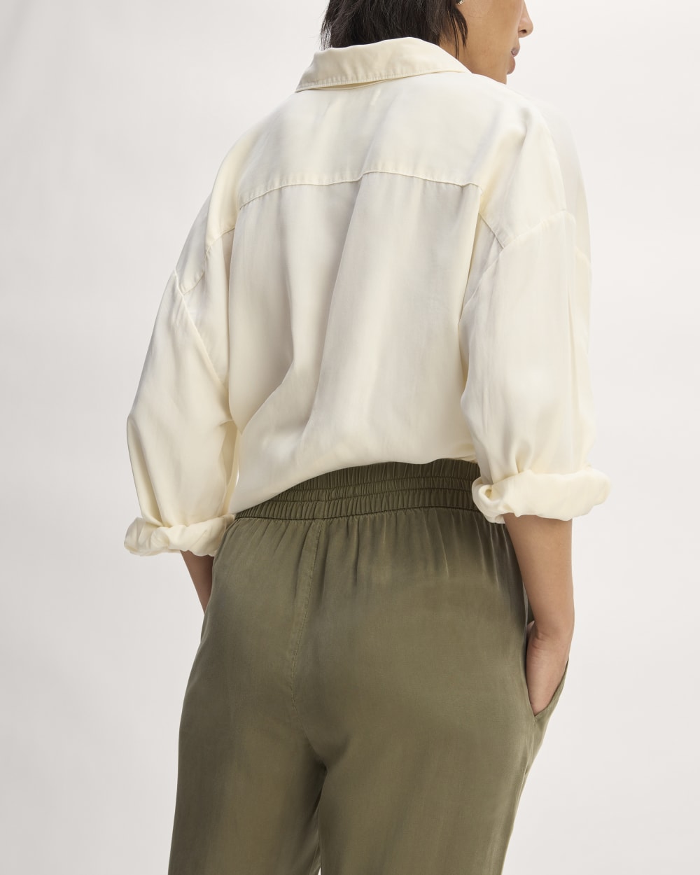 The Tapered Pant in Butterlite | Kalamata - Image 5