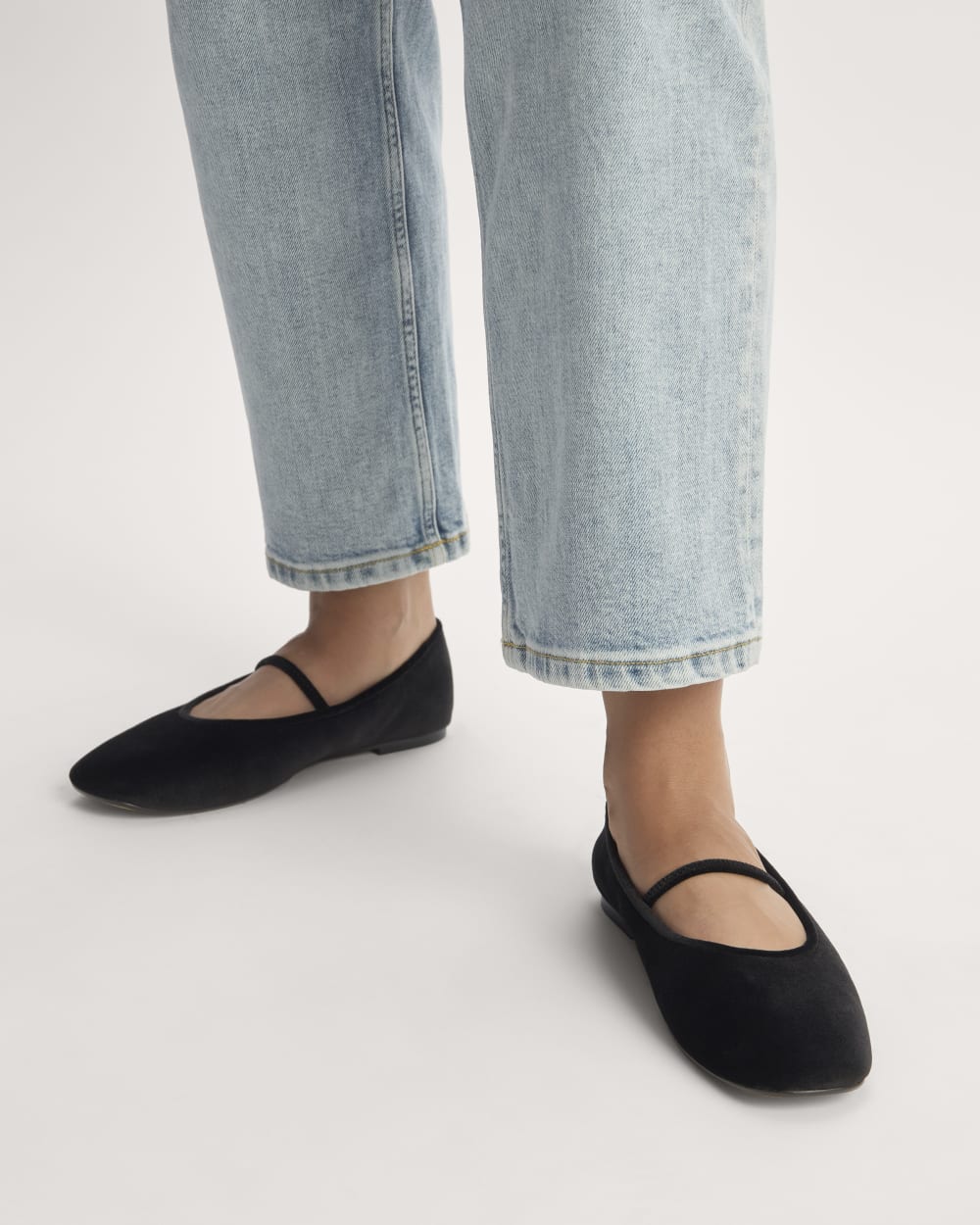 The Day Mary Jane | Black Velvet - Image 2