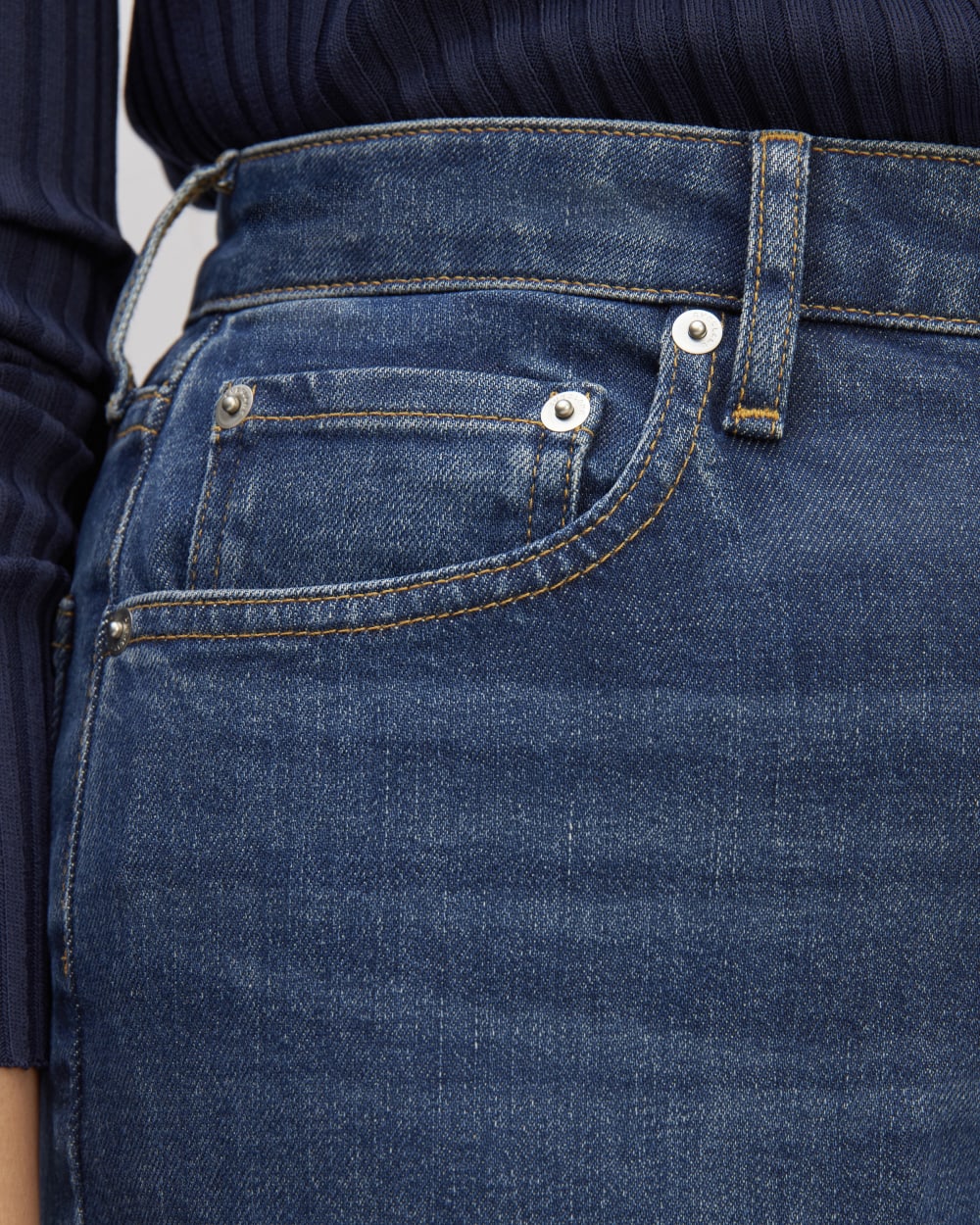 The Cheeky Hourglass Jean | Vintage Dark | 28.5 Inseam - Image 4