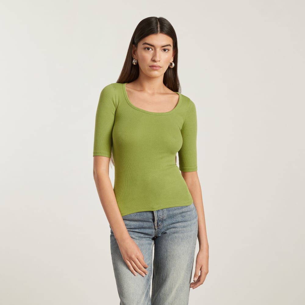 The Luxe Micro-Rib Scoop-Neck Tee | Pepper - Image 2