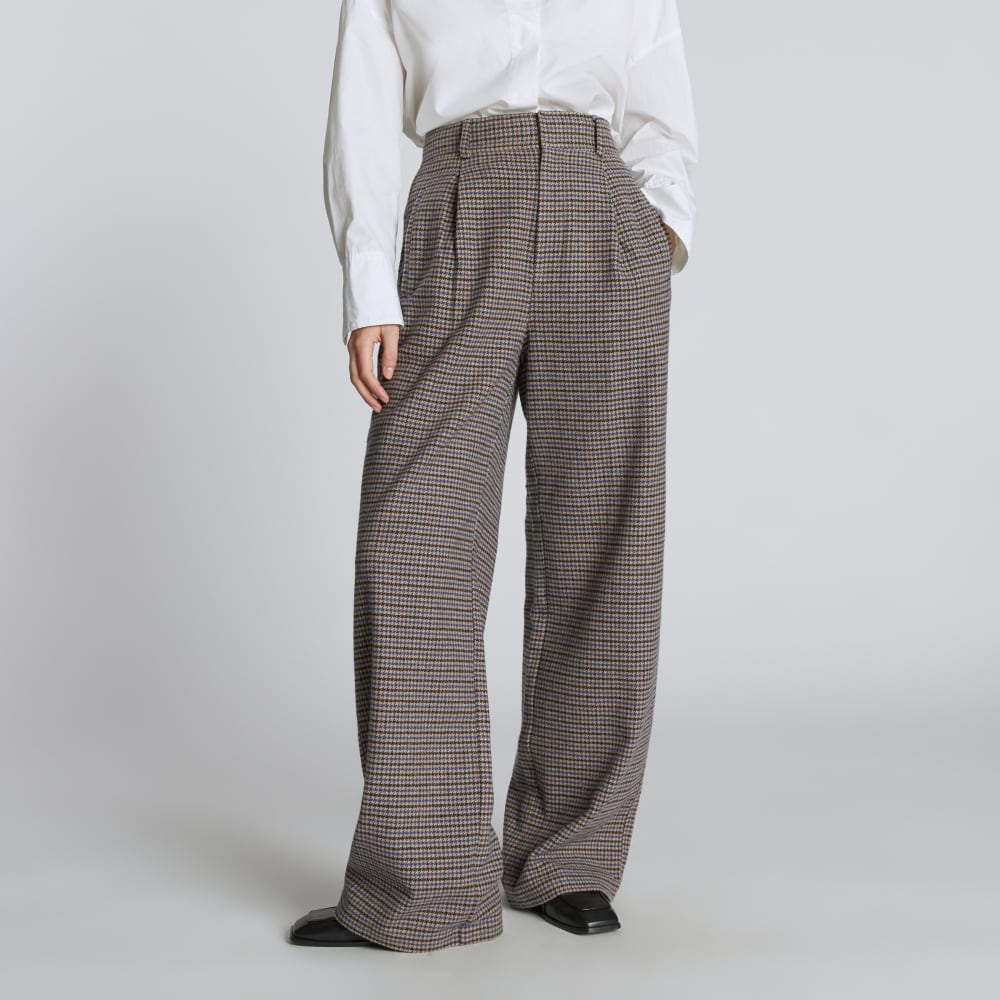The ReWool® Way-High Drape Pant | Blue / Brown Houndstooth - Image 2