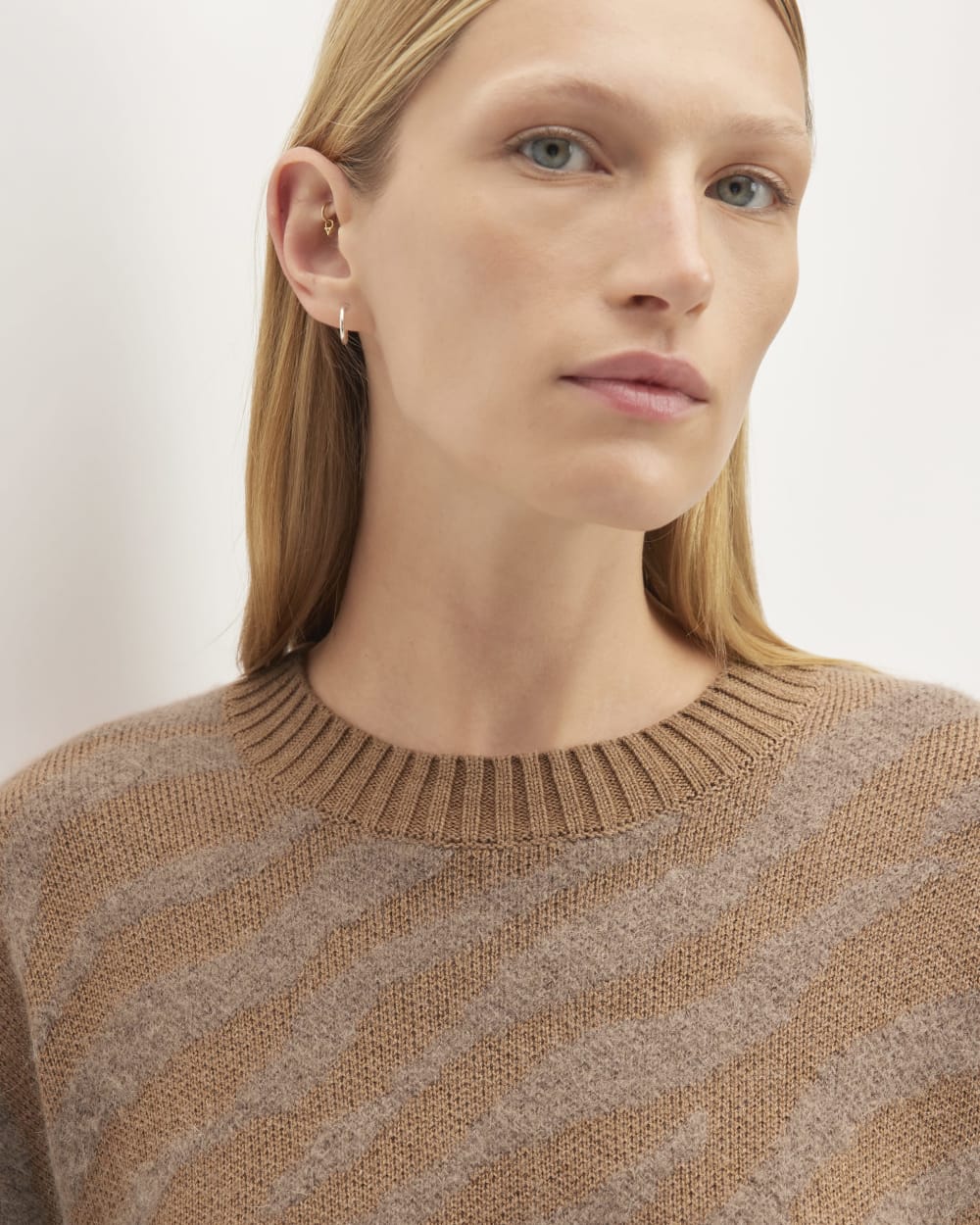 The Alpaca Tiger Jacquard Crewneck | Camel / Medium Brown - Image 4