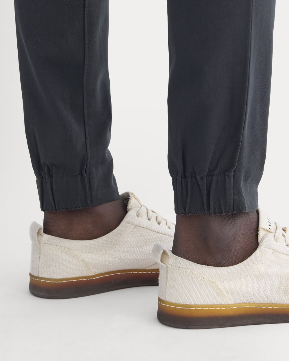 The Performance Traveler Chino | Deep Navy - Image 4