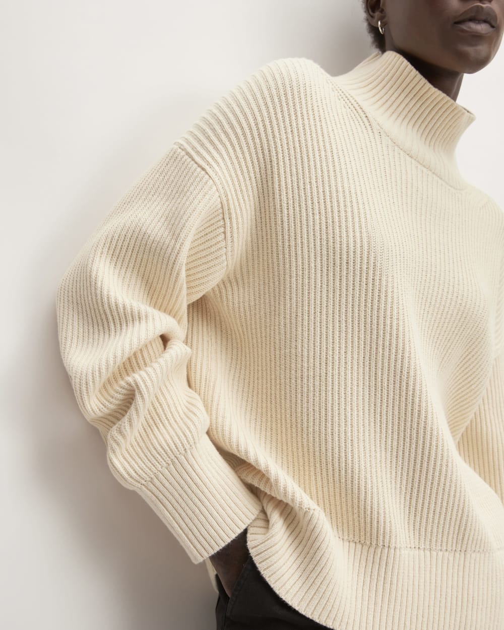 The Organic Cotton Ribbed Turtleneck | Canvas - Image 5