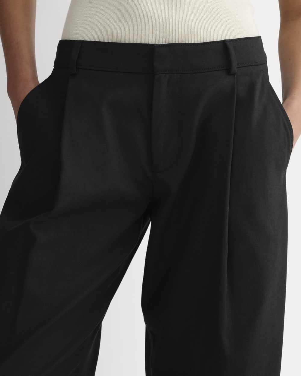 The Low-Rise Chino | Black - Image 4