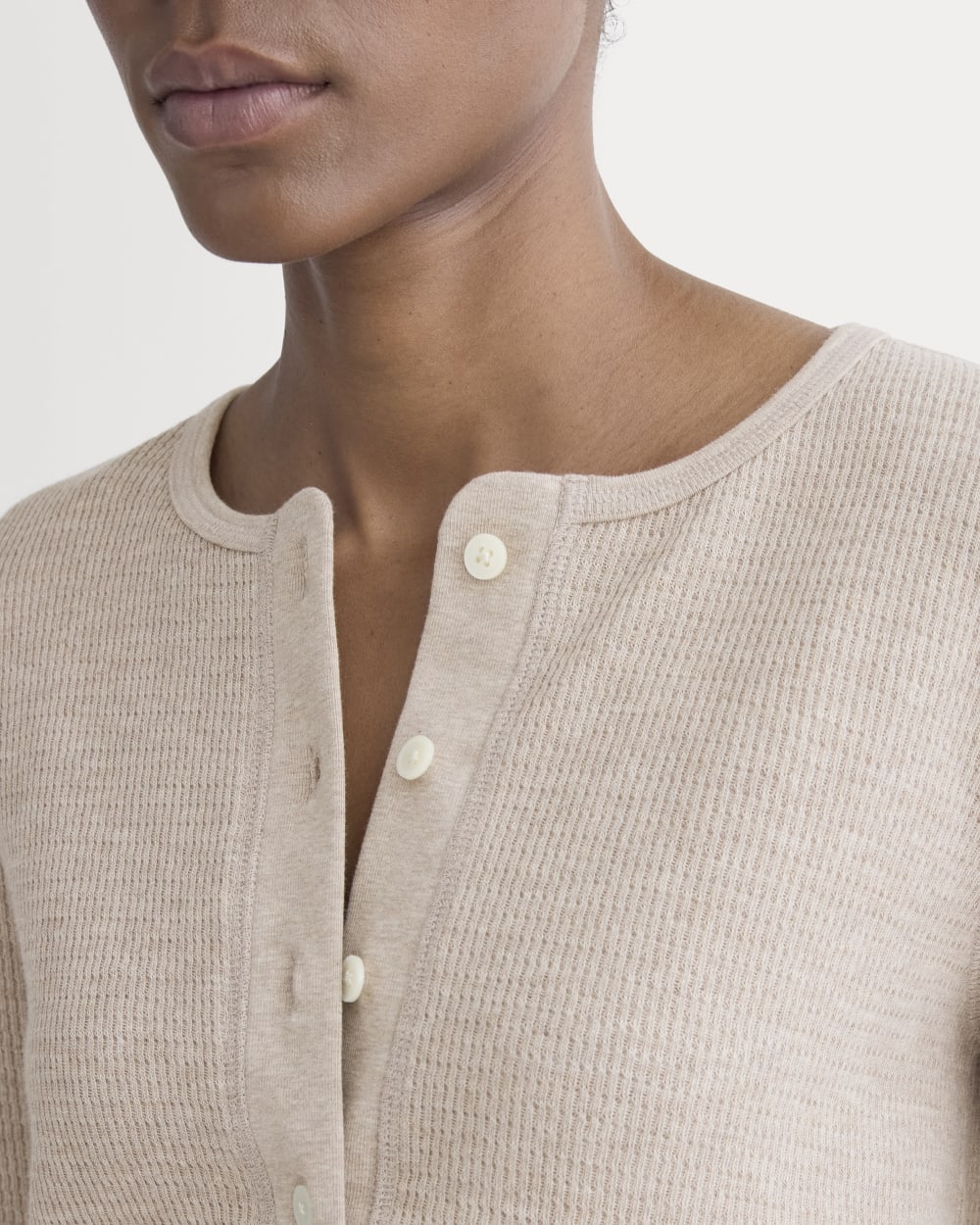 Boxy Henley in Cozy Waffle | Heathered Oatmeal - Image 4