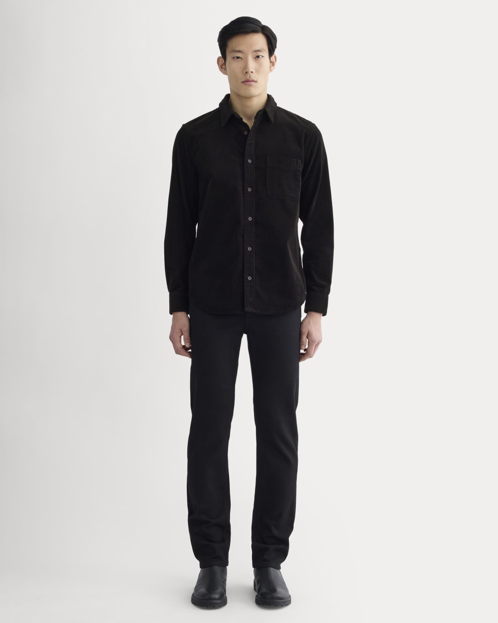 The Classic Shirt in Corduroy | Black - Image 3