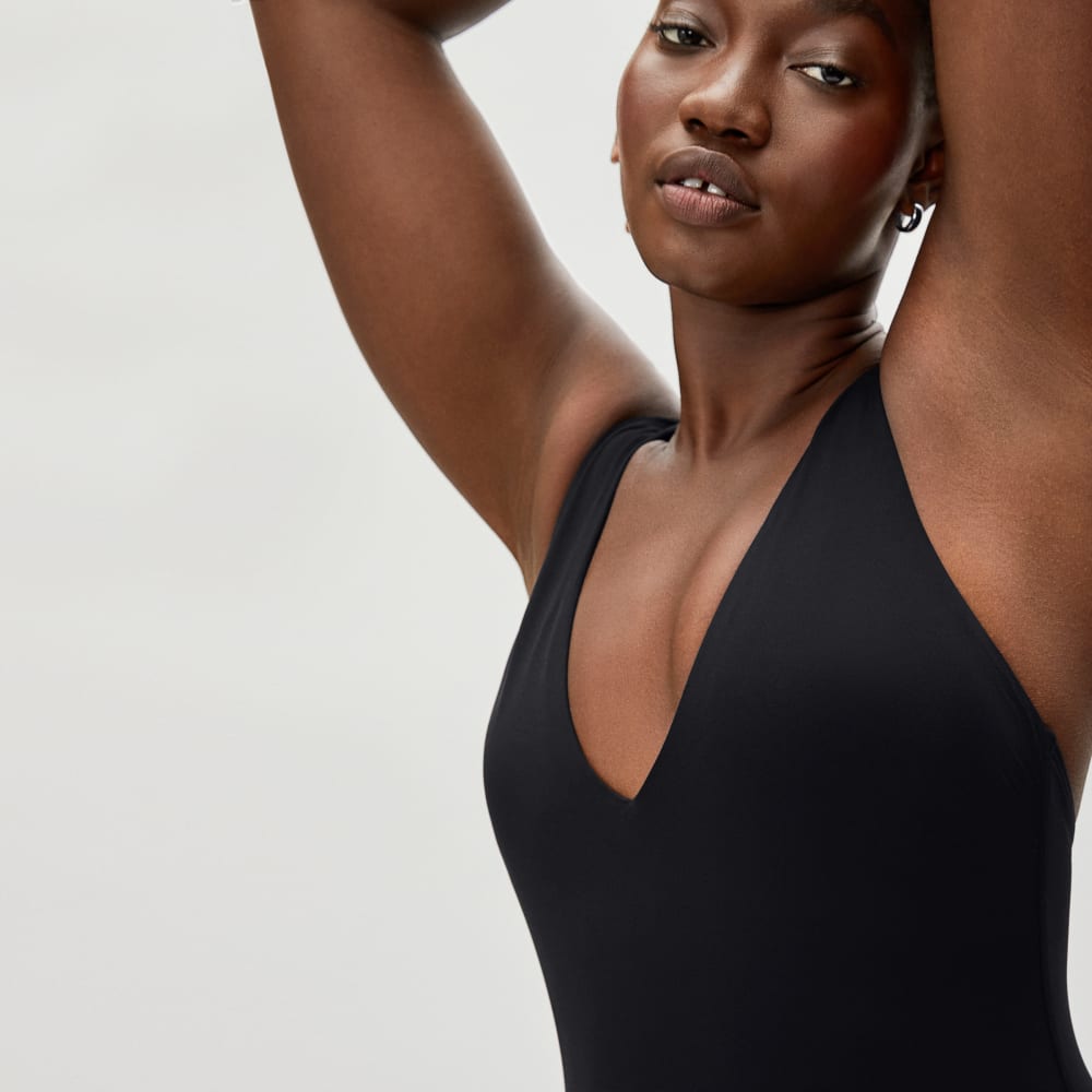 The V-Neck One-Piece | Black - Image 4