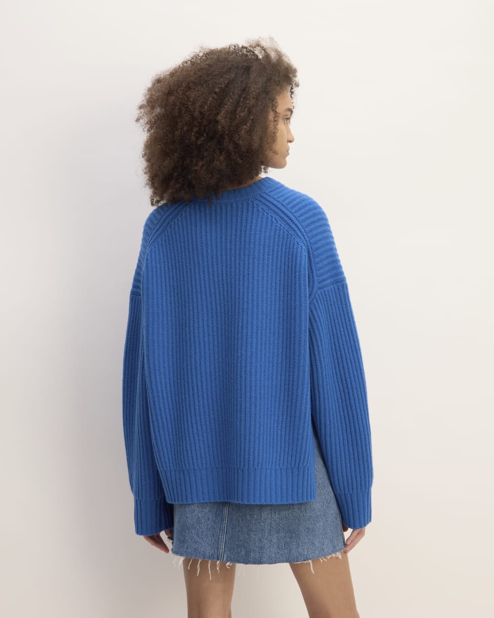 The Everlane x Marques' Almeida Oversized Cashmere Crew | Lapis Blue - Image 6