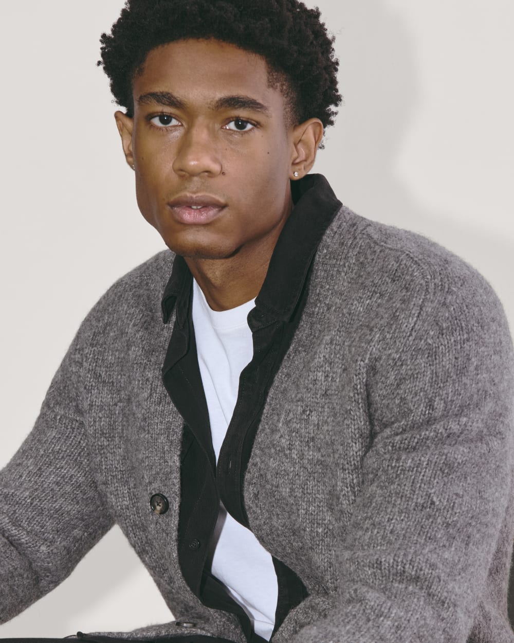 The Cloud Relaxed Cardigan | Heather Charcoal - Image 3