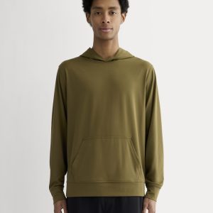 The Off-Duty Tech Hoodie | Olive