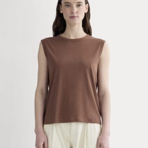 The Air Muscle Tank  | Cedarwood