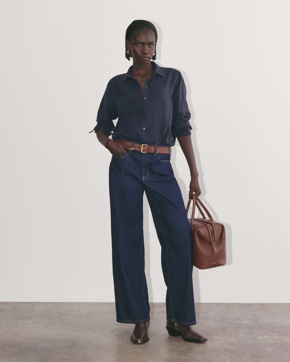 The Must-Have Shirt in Butterlite | Navy - Image 4