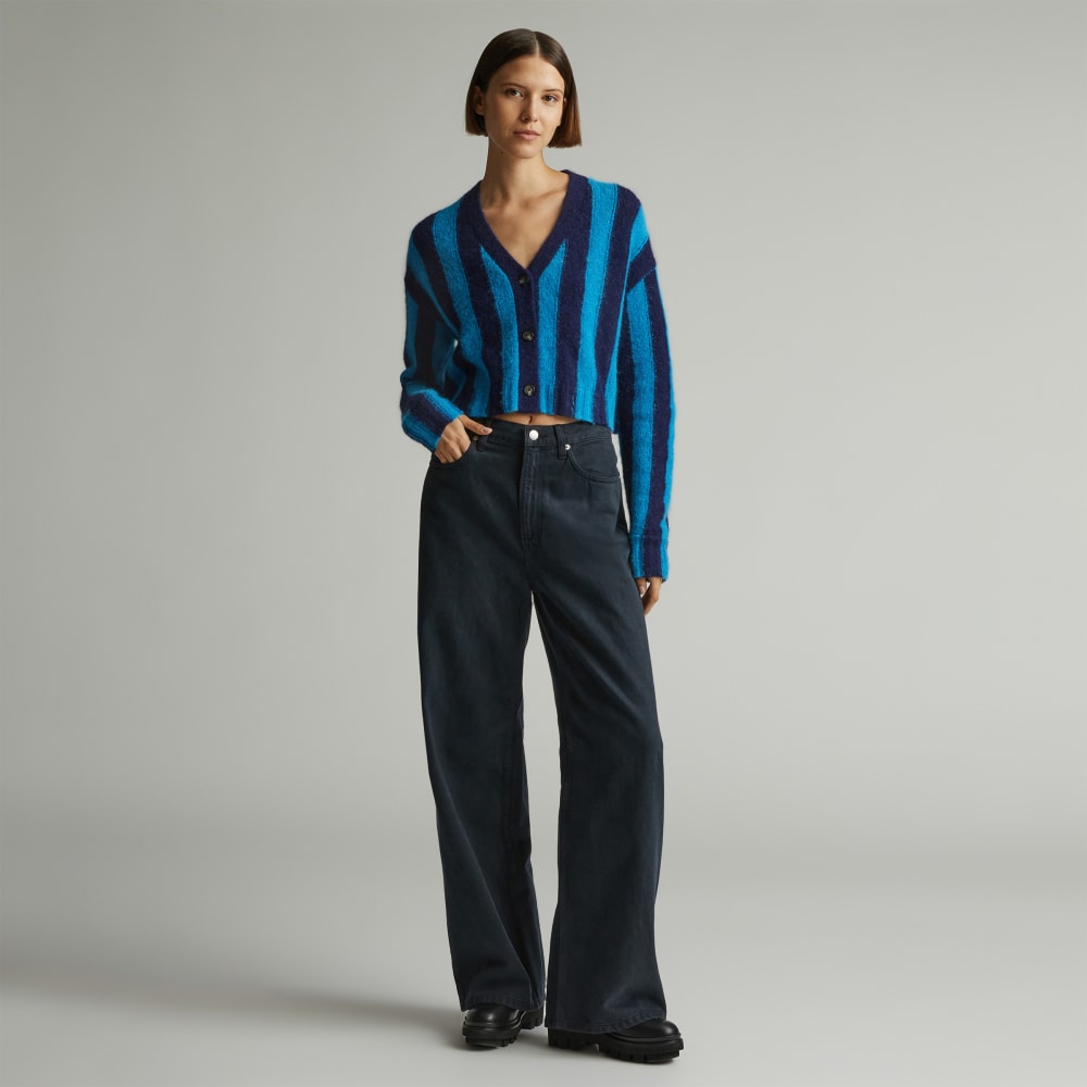 The Alpaca V-Neck Cropped Cardigan | Horizon Blue / Ocean Cavern - Image 8