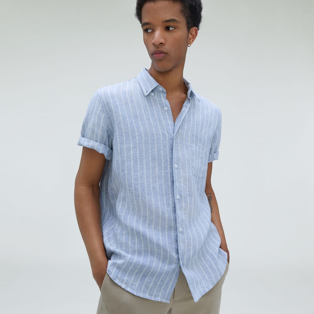 The Classic Short-Sleeve Shirt in Linen | Blue / White - Image 6