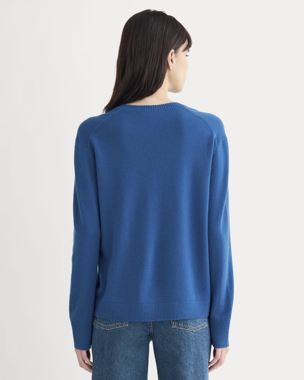 The Classic V in Cashmere | Classic Blue - Image 5
