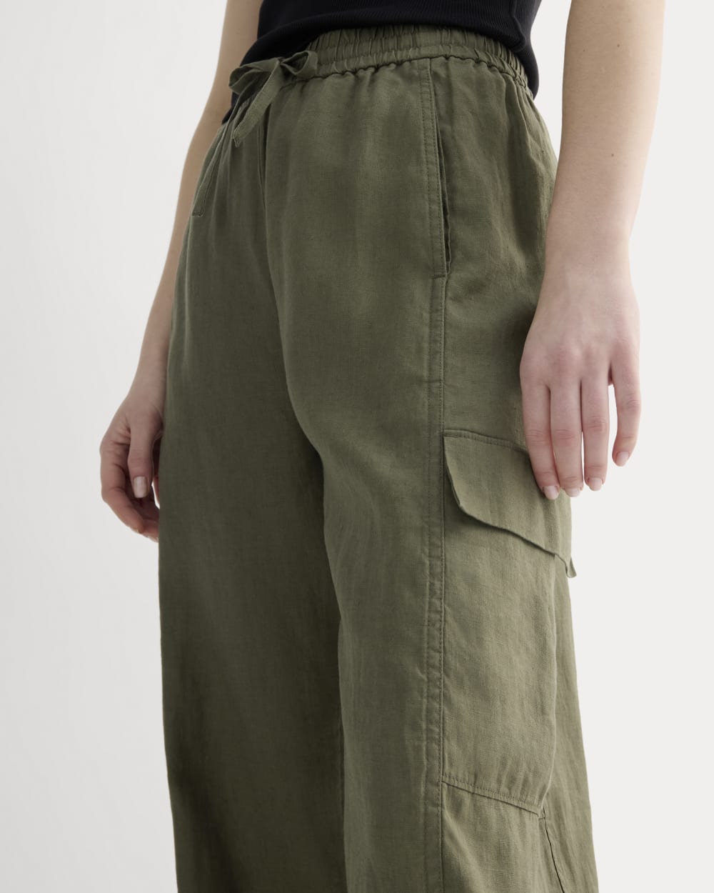 The Cargo Curve Pant in Linen | Kalamata - Image 4