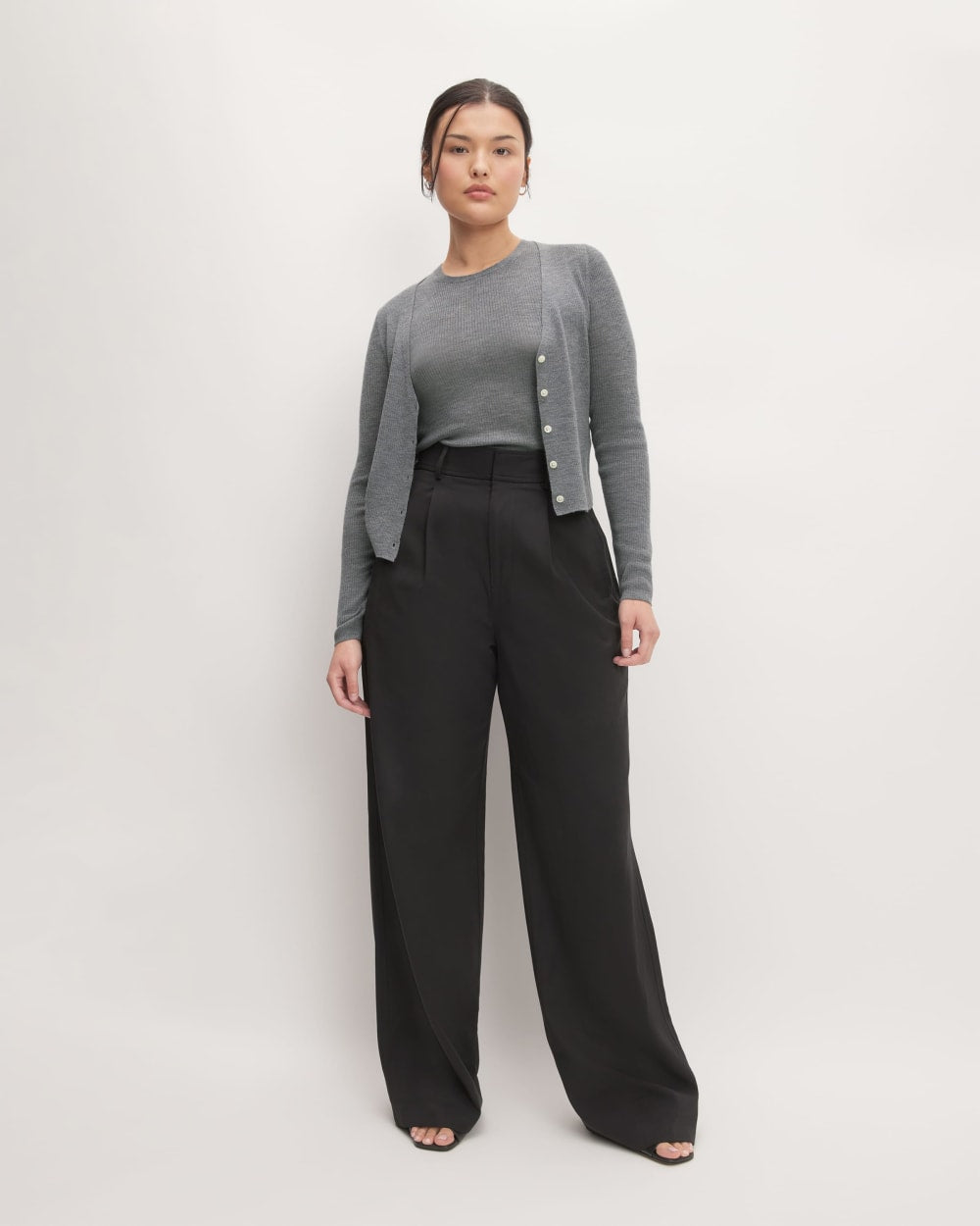 The Cardigan in Ultrasoft Merino | Heather Mid Grey - Image 3