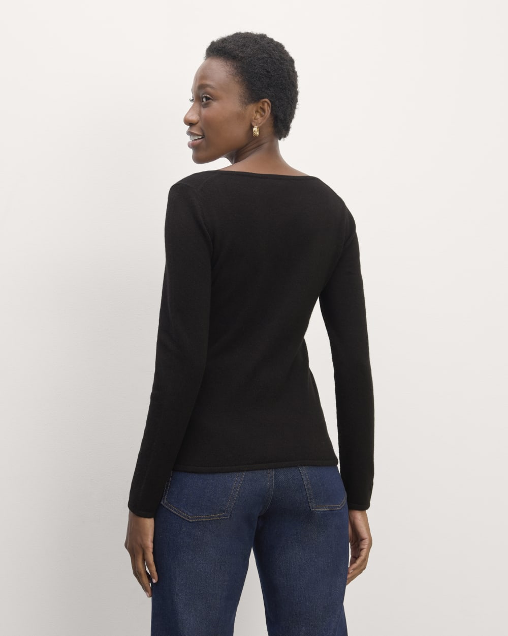 The Square Neck in Cashmere | Black - Image 5