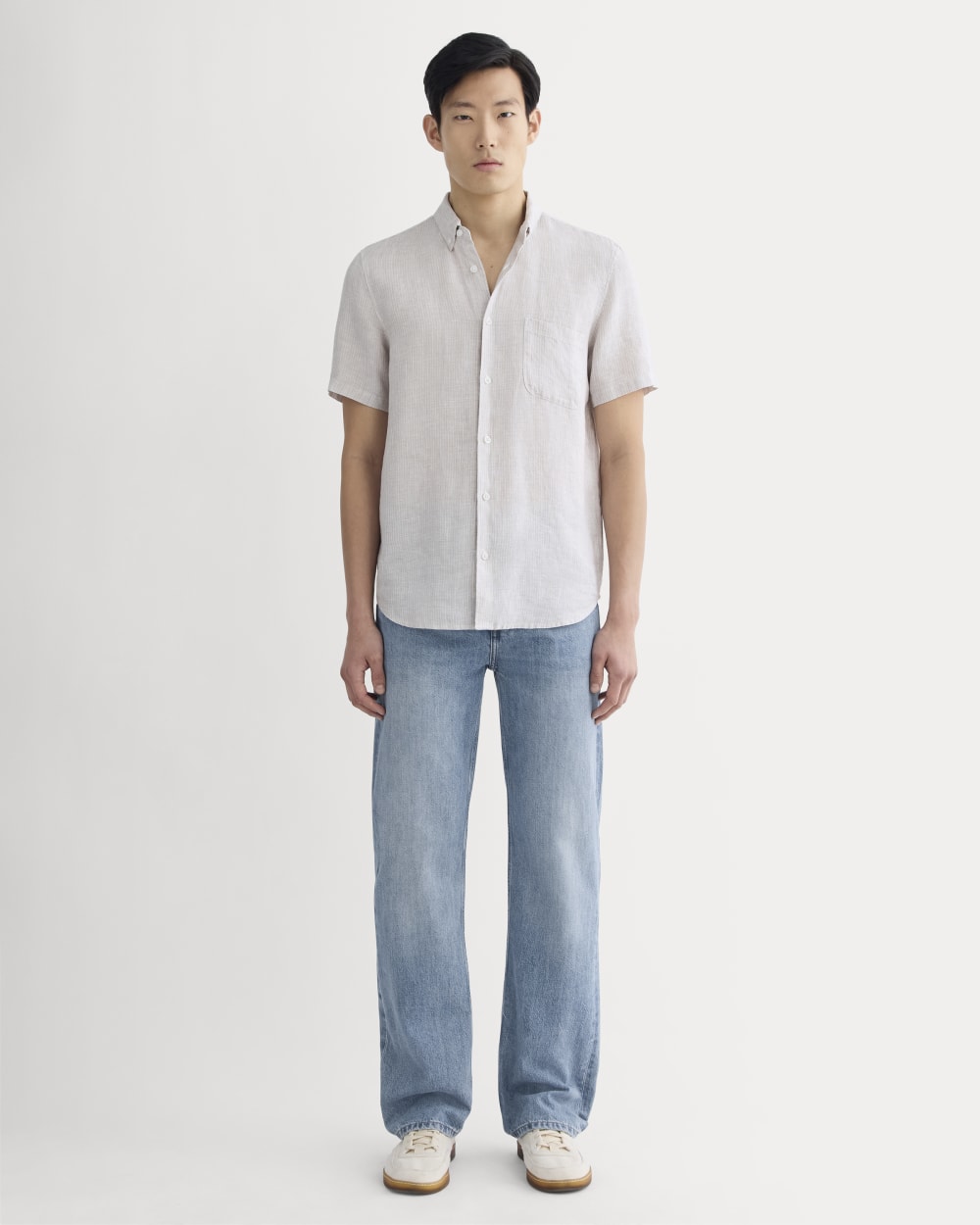 The Classic Short-Sleeve Shirt in Linen | Stone / White - Image 3