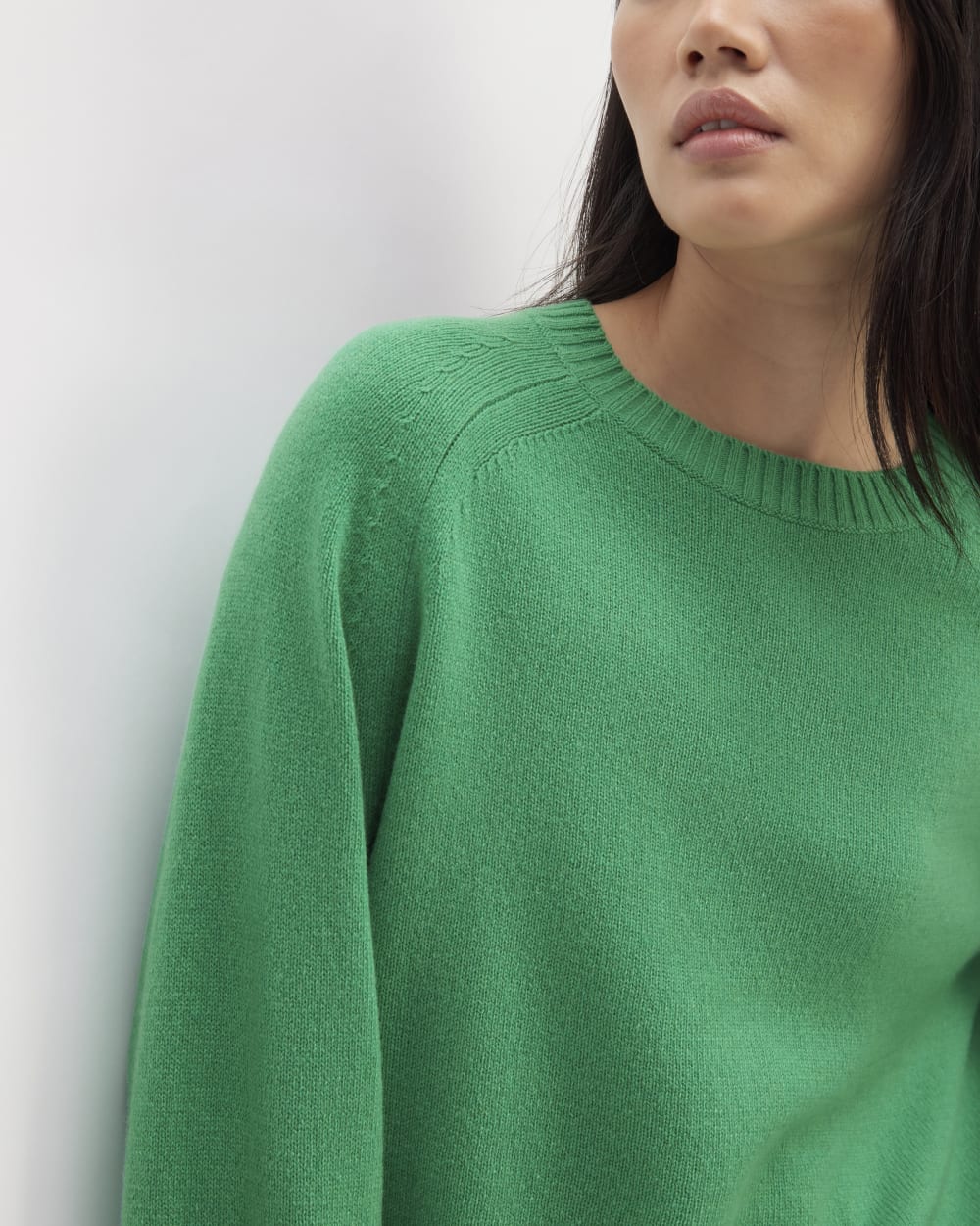The Cashmere Boxy Crew | Bright Jade - Image 4