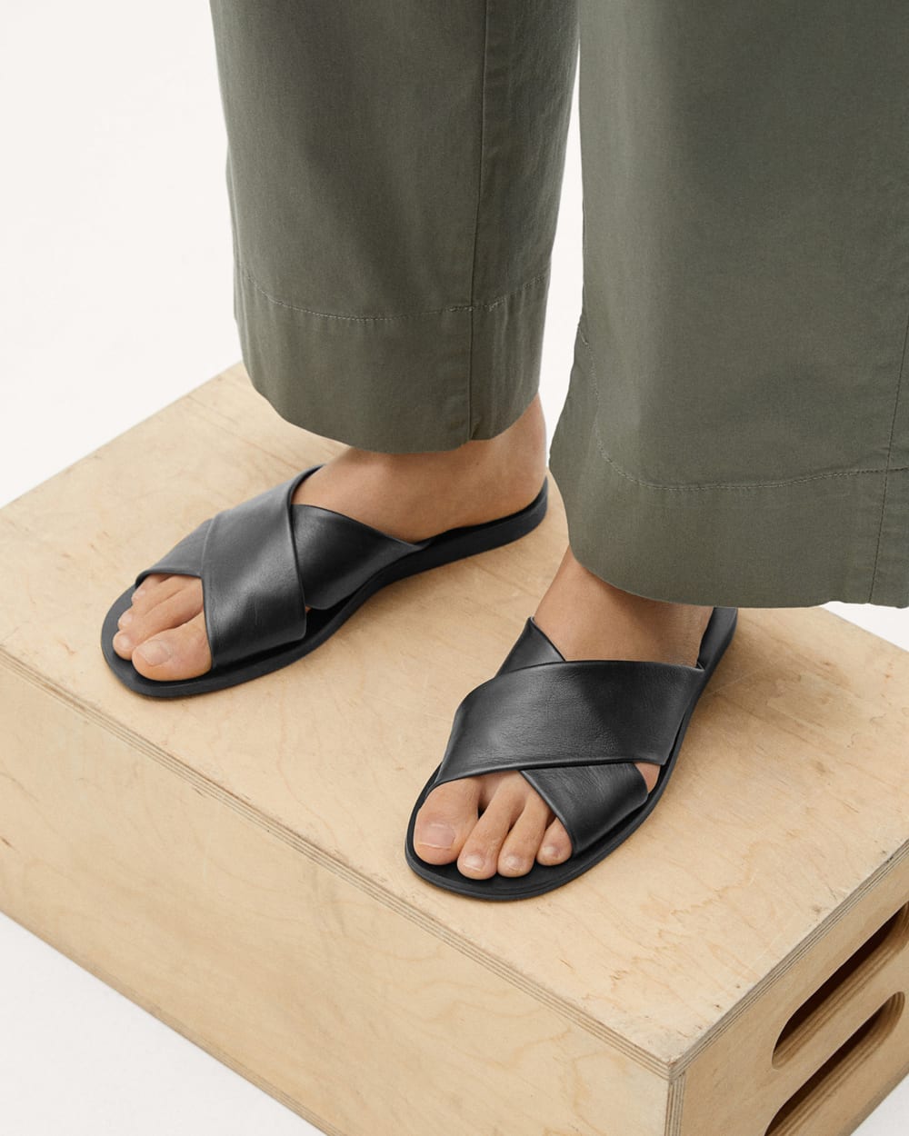 The Day Crossover Sandal | Black - Image 2