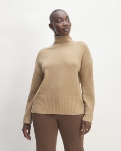 The Cashmere Oversized Turtleneck | Light Camel