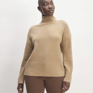 The Cashmere Oversized Turtleneck | Light Camel