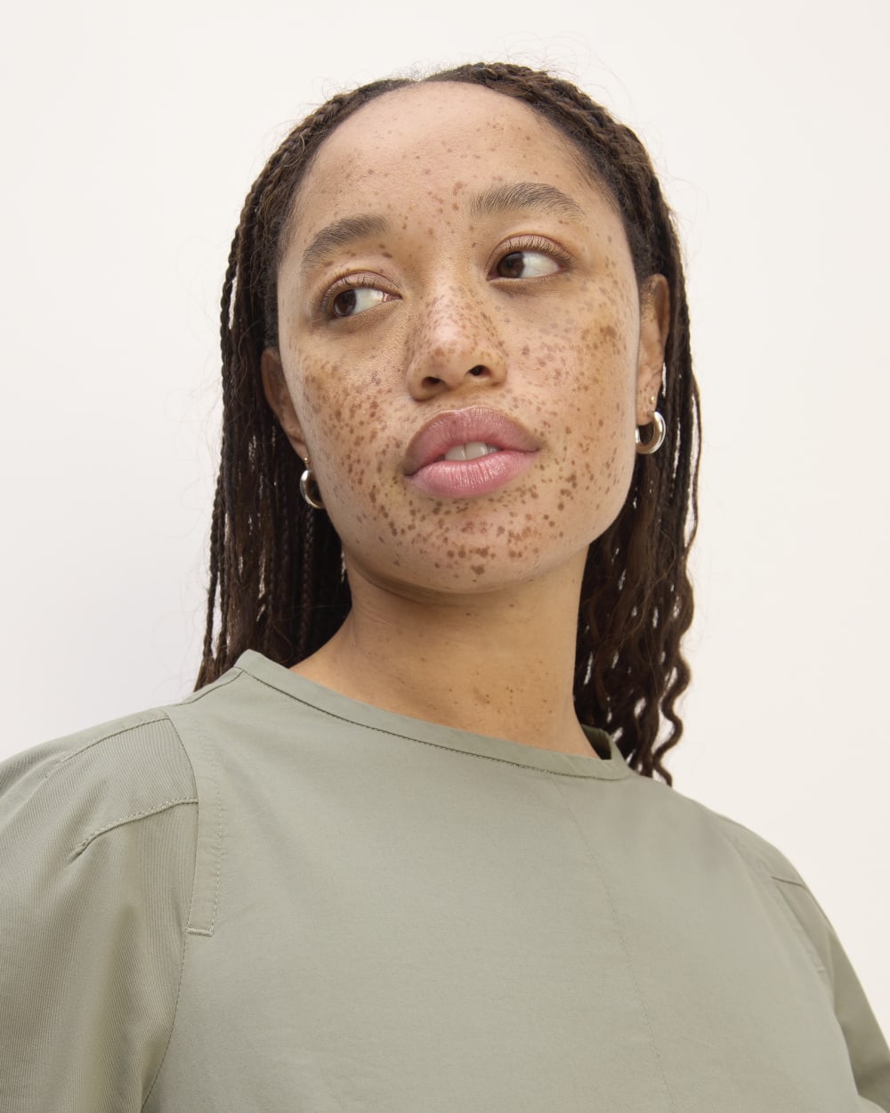 The Short-Sleeve Puff Midi Dress | Sage Green - Image 4