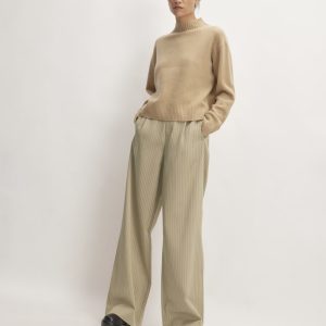 The Draper Pleated Pant in Buttersmooth | Cornstalk / Black | 30 Inseam