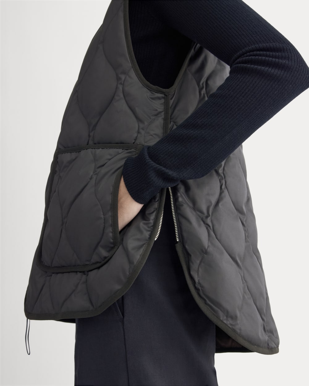ReNew Quilted Vest | Black - Image 4
