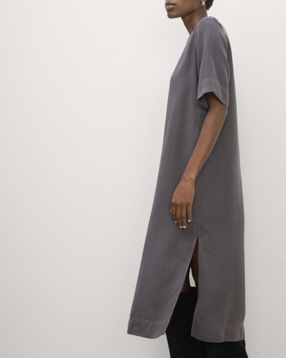 The Relaxed T-Shirt Dress in Buttersoft | Graphite - Image 4