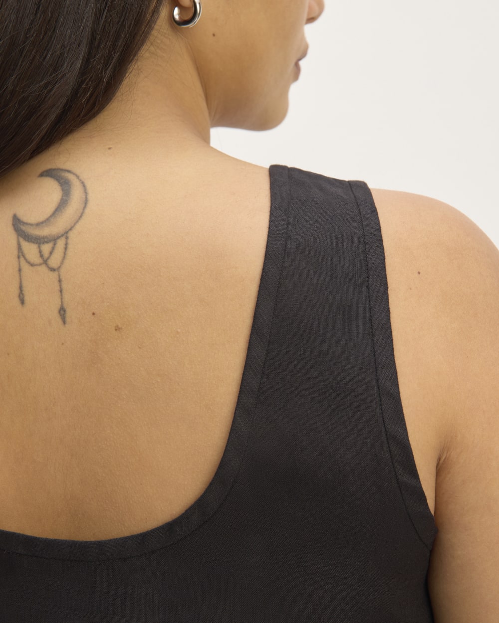The Scoop Tank in Linen | Black - Image 5
