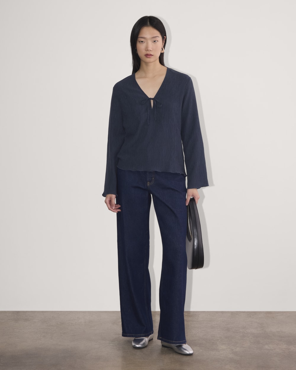 The Crinkle Long-Sleeve | Navy - Image 4