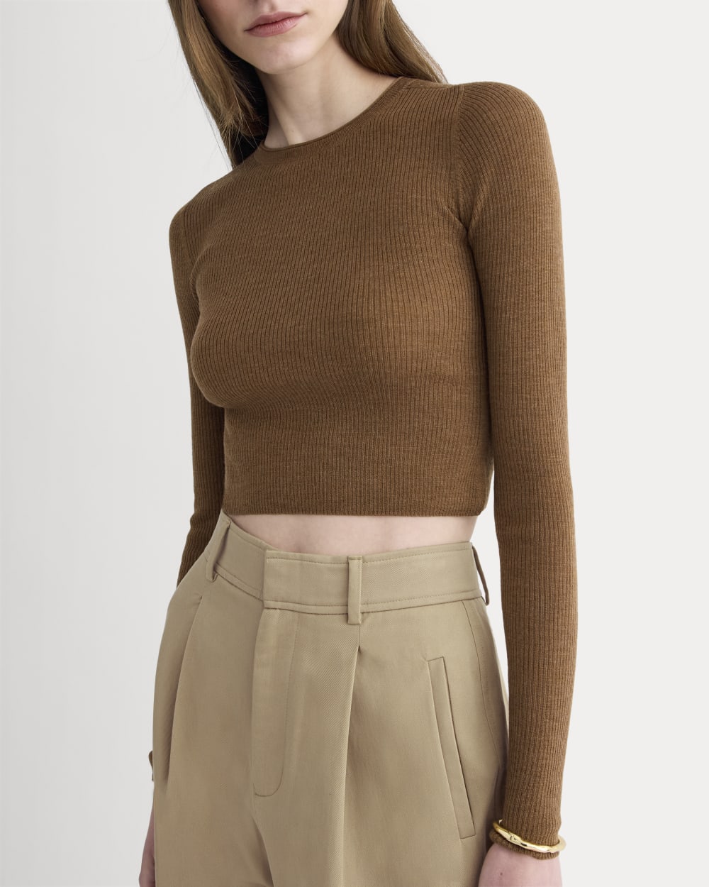 The Cropped Crew Top in Ultrafine Merino | Heathered Toffee - Image 4