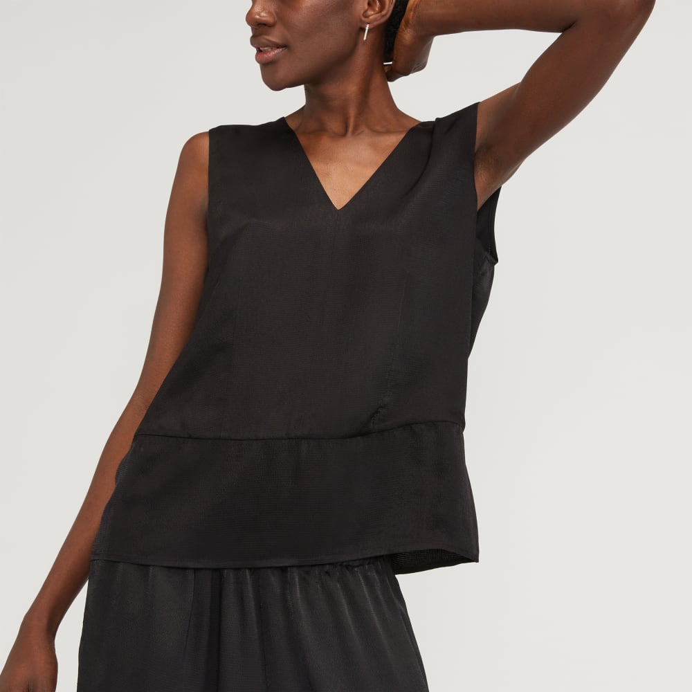 The Satin V-Neck Top | Black - Image 4
