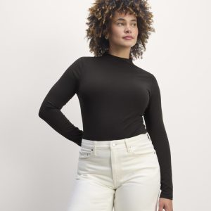 The Form Funnel-Neck Tee | Black