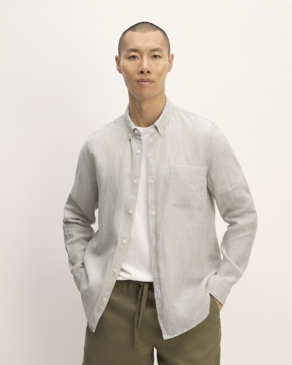 The Classic Shirt in Linen | Stone / White