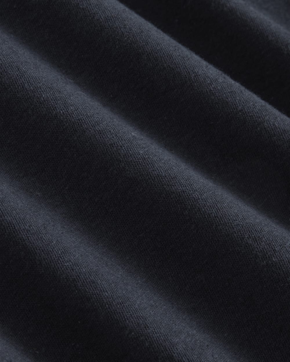 The Slouchy V-Neck Tee in Cotton Linen | Navy - Image 5