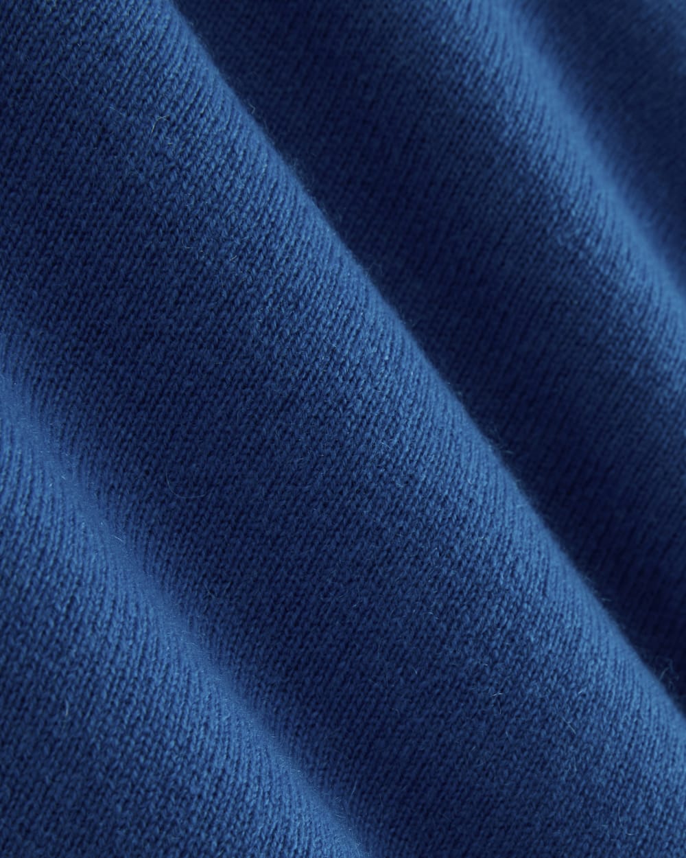 The Classic V in Cashmere | Classic Blue - Image 6