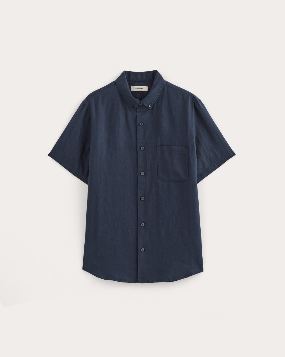 The Classic Short-Sleeve Shirt in Linen | Navy - Image 2
