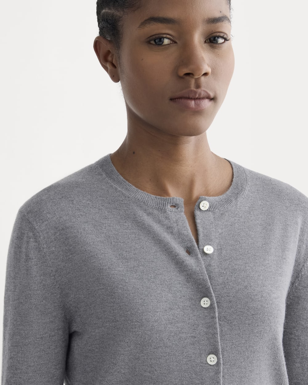The Cropped Cardigan in Cotton Cashmere | Heather Charcoal - Image 4